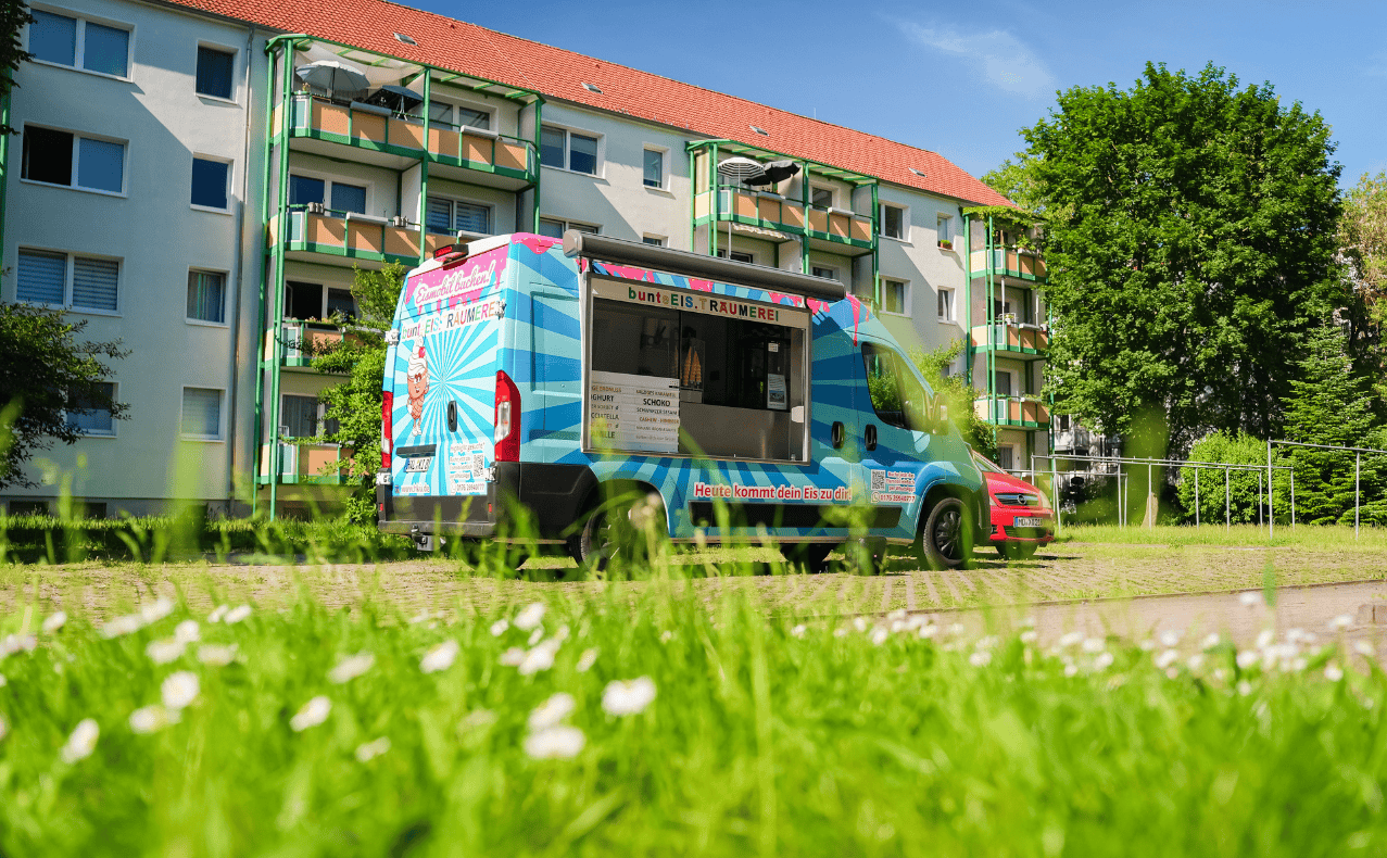 DSW-Hausbesuch-Eiswagen-Stadtfeld-Ost-BB-01