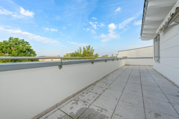 Exklusive 2-Raumwohnung mit großer Dachterrasse und Klimaanlage, 39106 Magdeburg, Wohnung