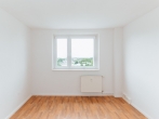 Schönes Kinderzimmer - Musterbild - Toller Schnitt mit großartigen Ausblick auf den See