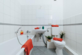 Badewanne - 1-Raumwohnung mit großem Balkon