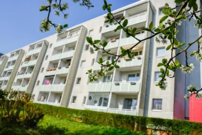 Top 2-Raumwohnung für Paare mit ruhigem Innenhof, 39116 Magdeburg, Wohnung