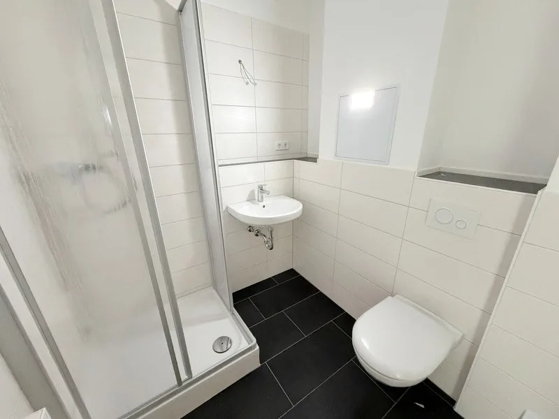 Bad mit Dusche