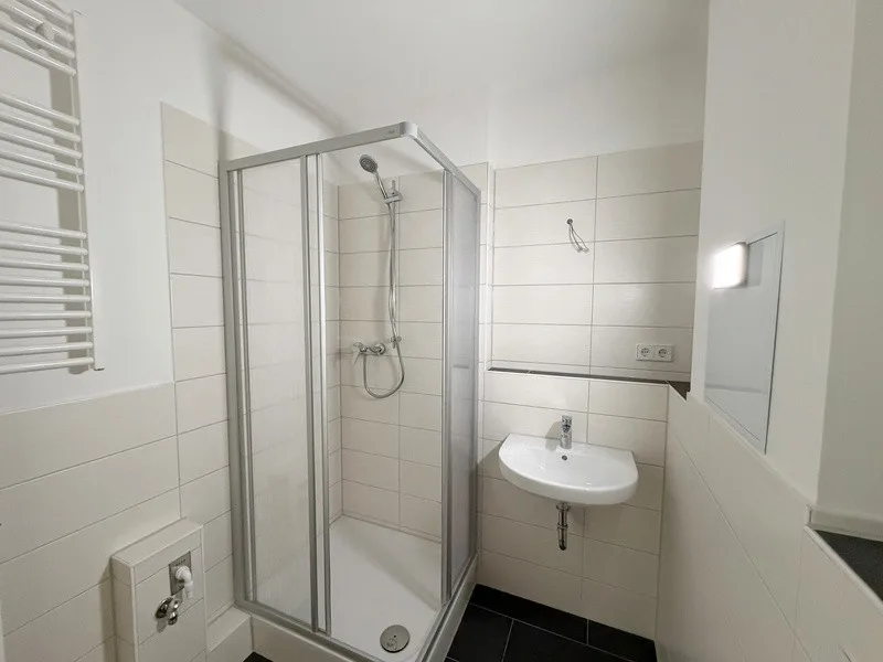 Bad mit Dusche