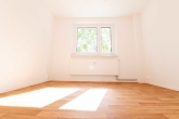 Ihre neue Traumwohnung in der Willi-Bredel-Straße 7 - 2-Raumwohnung mit Balkon – Nähe Florapark