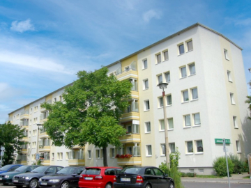 In Sanierung – 3-Raumwohnung mit Balkon *Altstadt*, 39104 Magdeburg, Wohnung